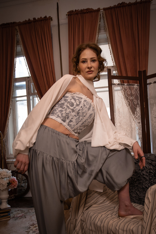 Шаровары из атласной бамбуковой вискозы.