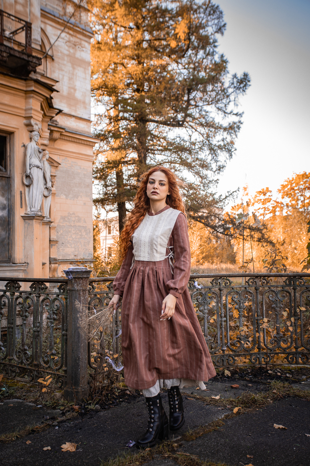 Манишка-жилет из хлопкового ого шитья с кокжевом