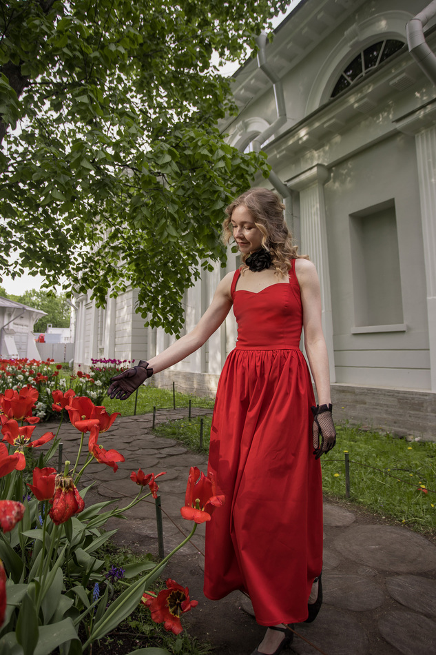 Платье "Сердечко" из ярко-красного хлопка на бретелях