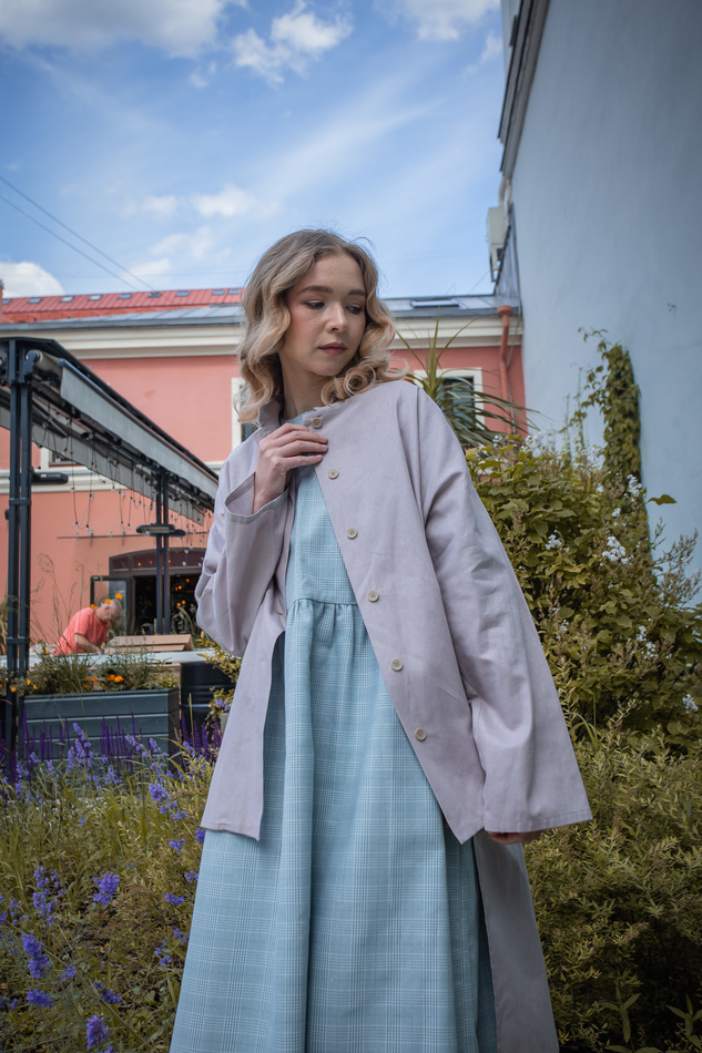 Льняной сюртук светло-серый